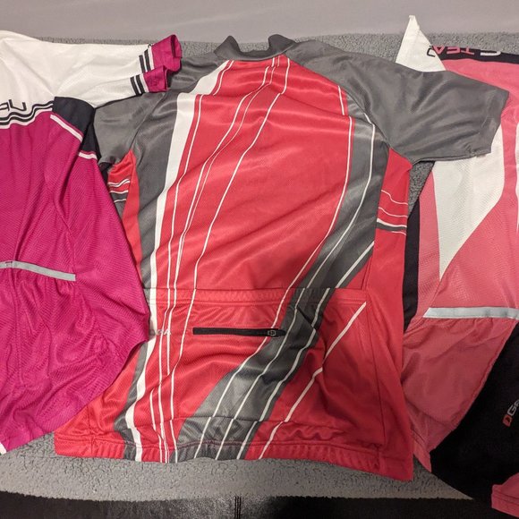 Bundle of Women's Cycling Jerseys ( Mixed Brands and Sizes) - Picture 6 of 7